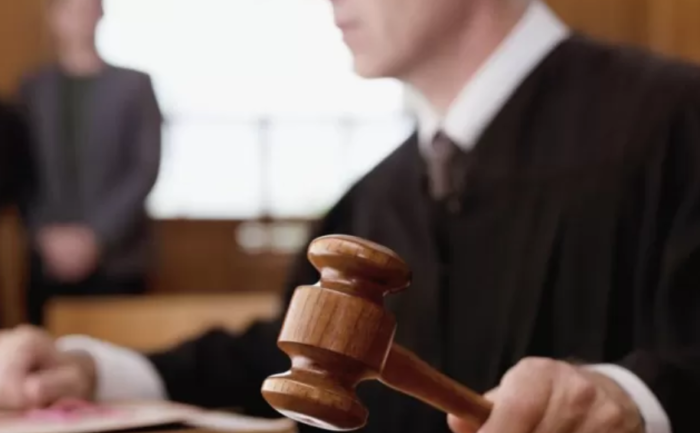 Cuál es la indignante motivo por el que un juez desestimó una denuncia por violación
