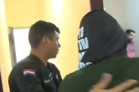 Detuvieron a un exarquero por estafa en Villa Elisa - C9N